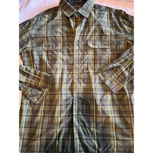 Kuhl Mens Large Plaid Button Down Long Sleeve Shirt Outdoor‎ Casual